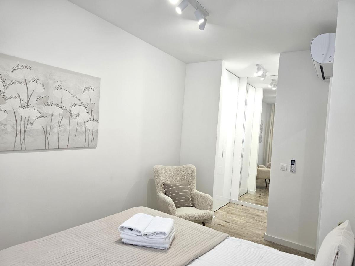 Urban Apartments Luxury Skyline Sokolska Towers 30A, 2 Free Garages, Gym & Sauna, Self Check-In Katowice Extérieur photo