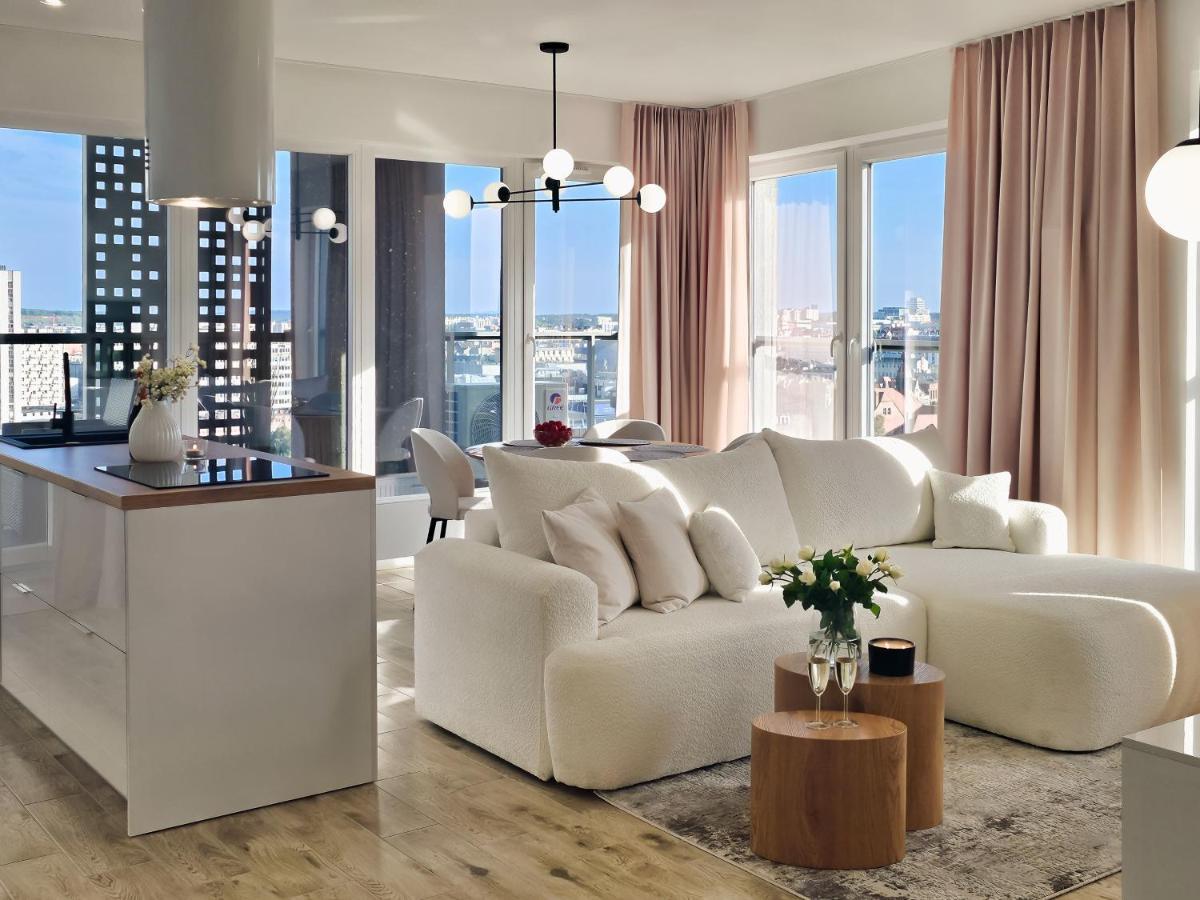 Urban Apartments Luxury Skyline Sokolska Towers 30A, 2 Free Garages, Gym & Sauna, Self Check-In Katowice Extérieur photo