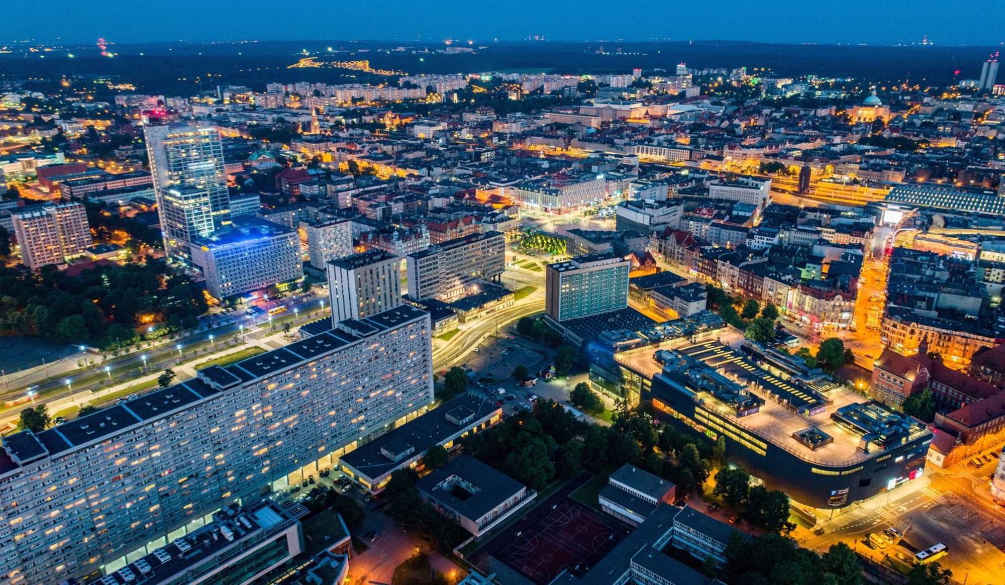 Urban Apartments Luxury Skyline Sokolska Towers 30A, 2 Free Garages, Gym & Sauna, Self Check-In Katowice Extérieur photo